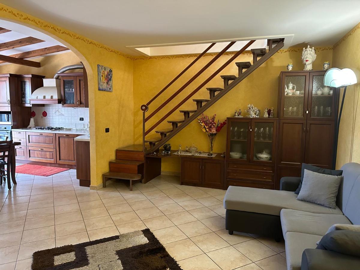 Chila Home Aci Catena Esterno foto